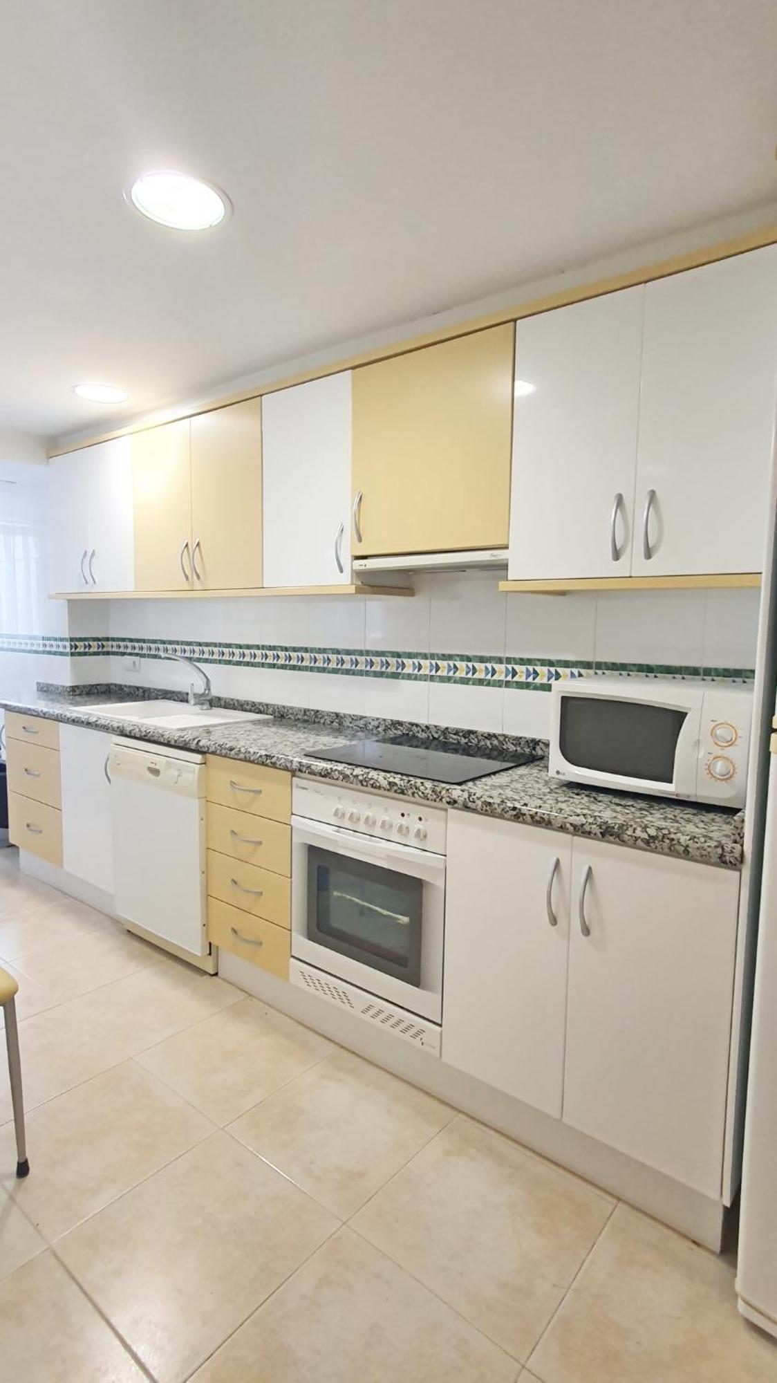 Aigua Blava Primera Linea - Alquiler Solo Familias Playa de Gandia Ngoại thất bức ảnh