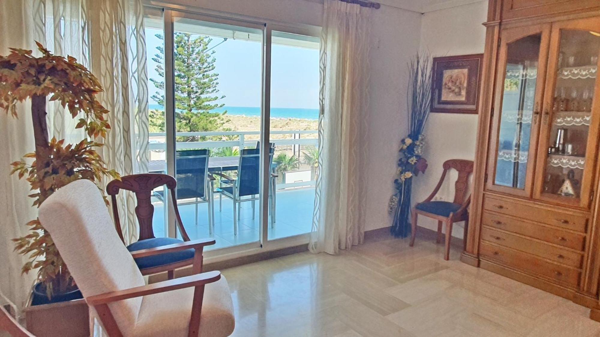 Aigua Blava Primera Linea - Alquiler Solo Familias Playa de Gandia Ngoại thất bức ảnh