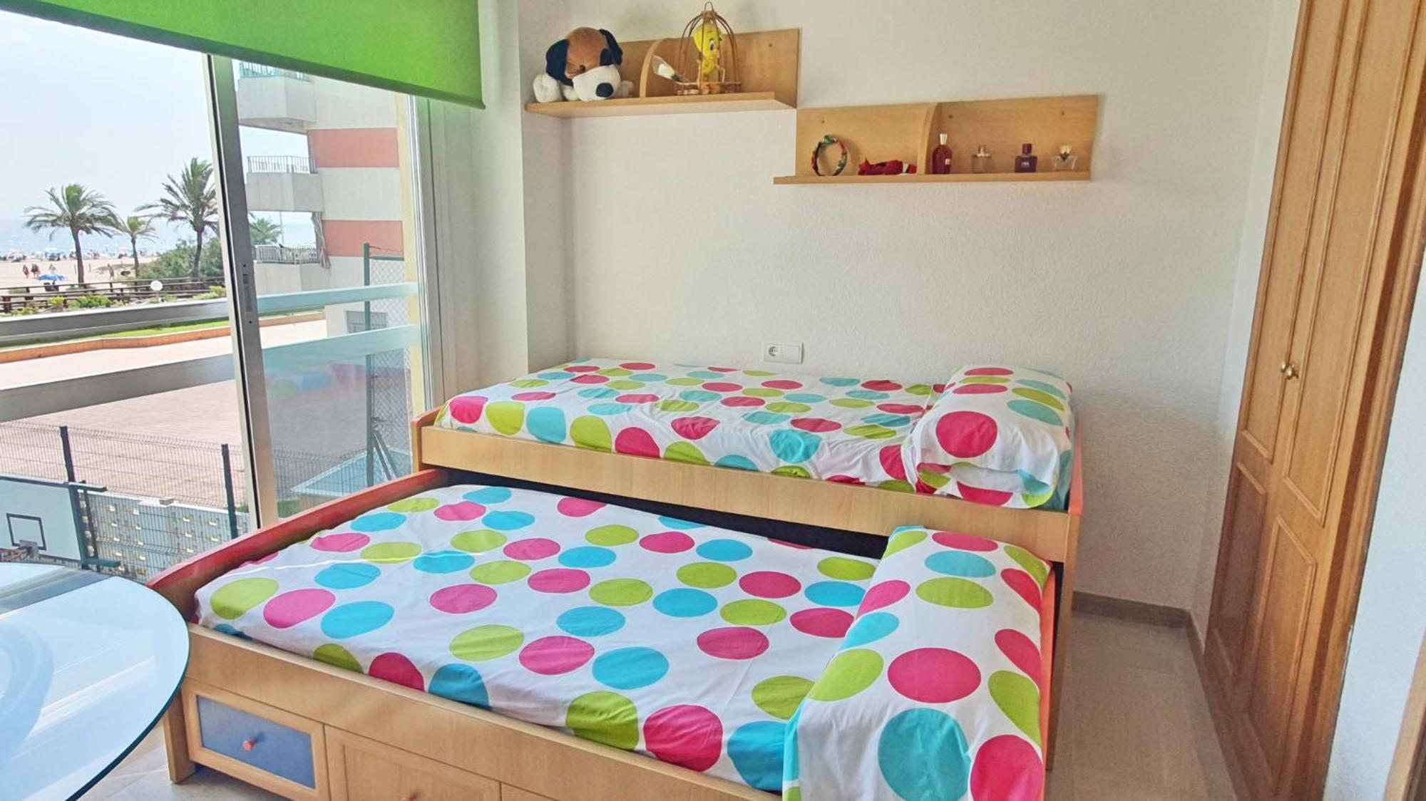Aigua Blava Primera Linea - Alquiler Solo Familias Playa de Gandia Ngoại thất bức ảnh