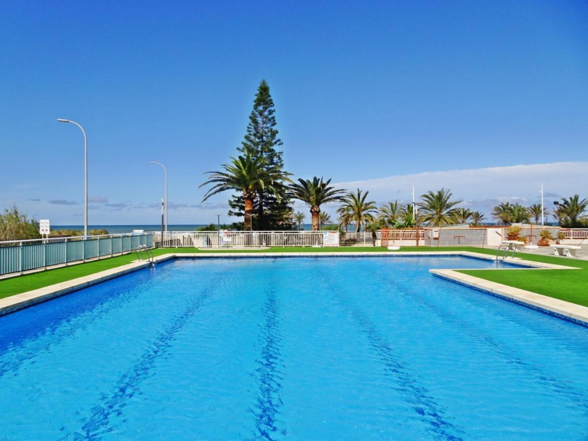 Aigua Blava Primera Linea - Alquiler Solo Familias Playa de Gandia Ngoại thất bức ảnh