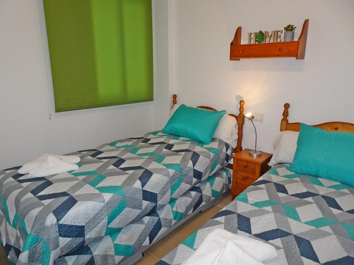 Aigua Blava Primera Linea - Alquiler Solo Familias Playa de Gandia Ngoại thất bức ảnh